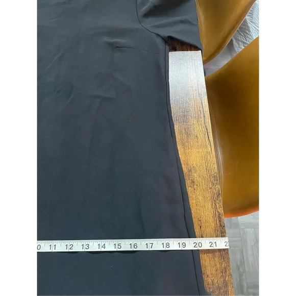 Banana Republic Ruffle-Cuff Button-Back Dress Sz4 - Picture 10 of 14